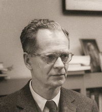 Fichier:B.F. Skinner at Harvard circa 1950.jpg