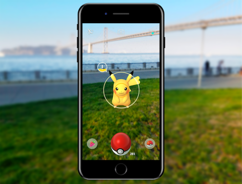 Fichier:La fonctionnalité de réalité augmentée sur Pokémon GO, développé par Niantic, Inc. (2020).png