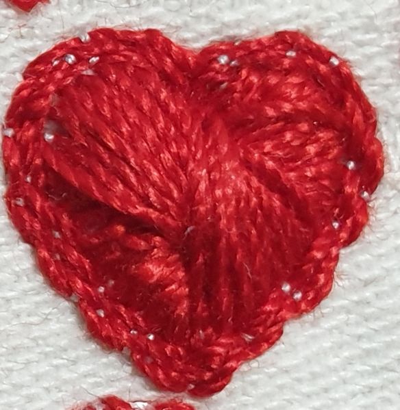Fichier:Embroidery-heart-cotty-12.jpg