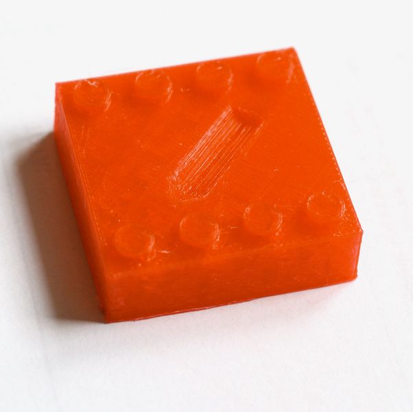 Fichier:Lego imprime orange work gacek.jpeg